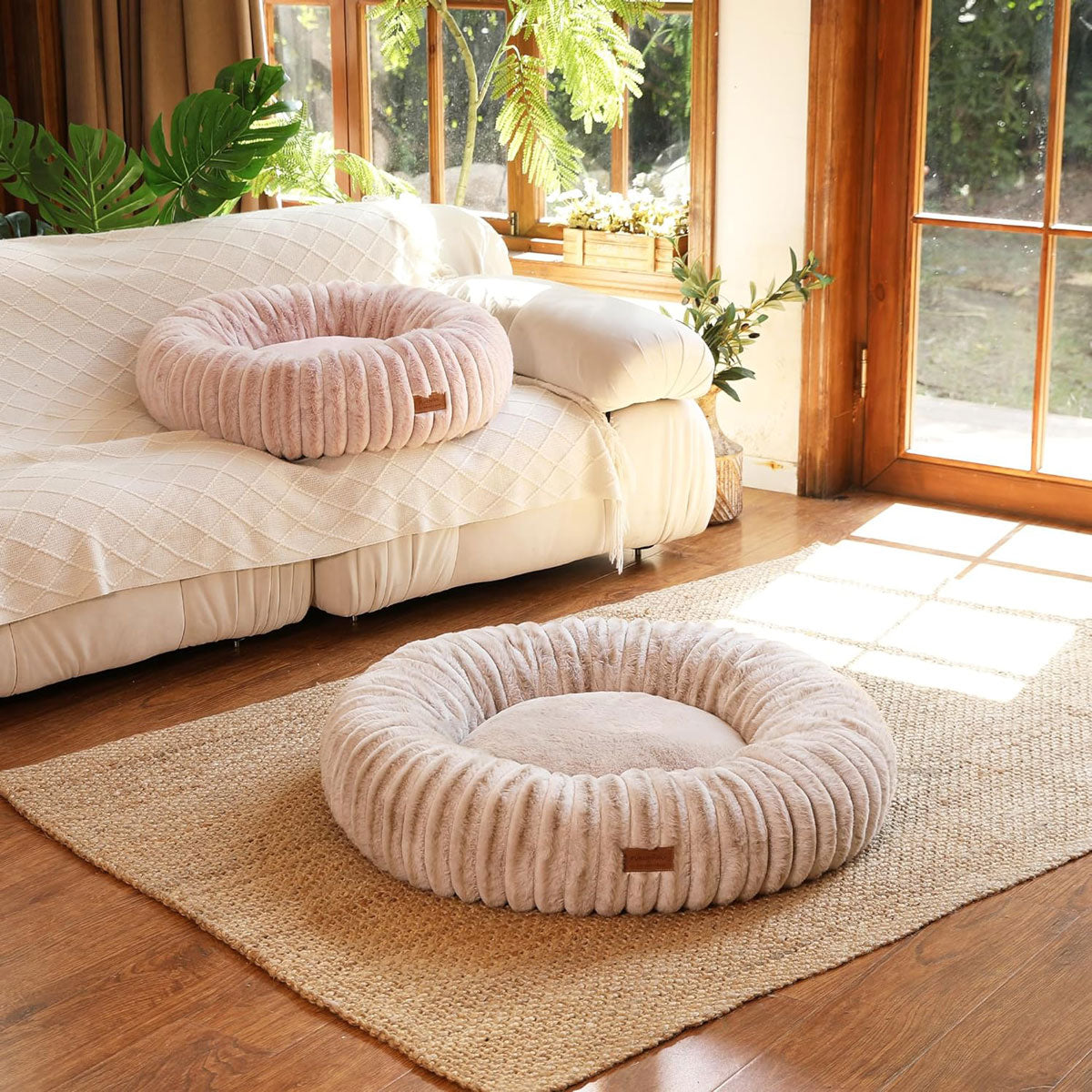 Fukumaru Donut Dog Bed