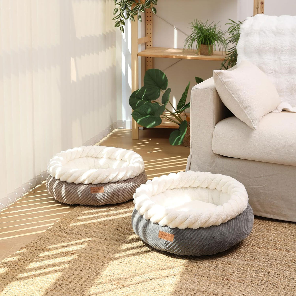 Fukumaru Deep Sleep Round Cat Bed